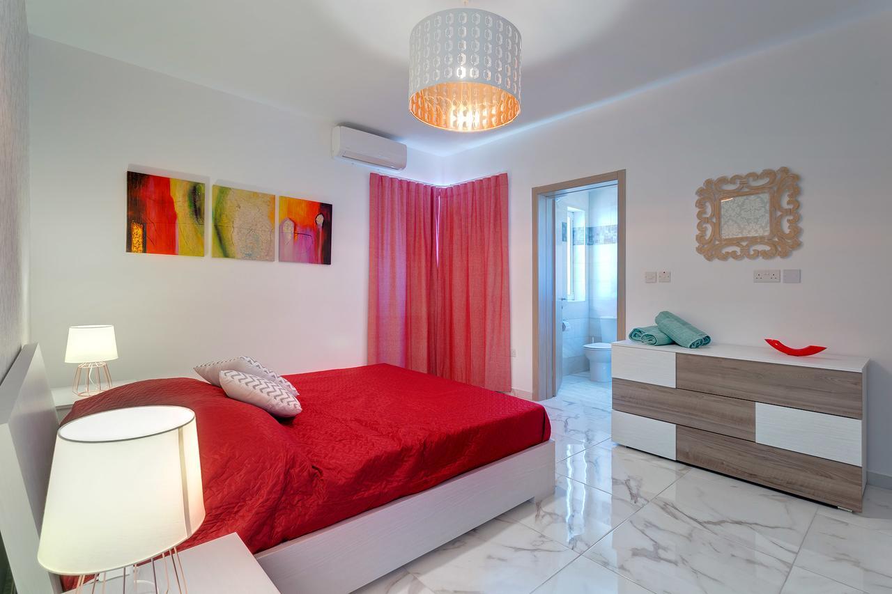 Marvelous 2 Bedroom Apartment By The Sea Qawra Exteriér fotografie